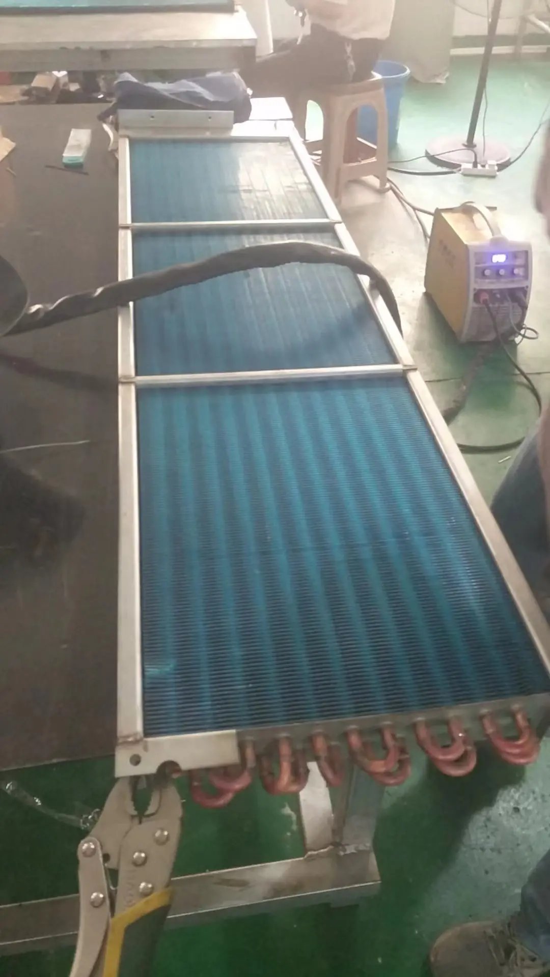 卡特装载机空调维修冷凝器,CAT空调冷凝器带丝款